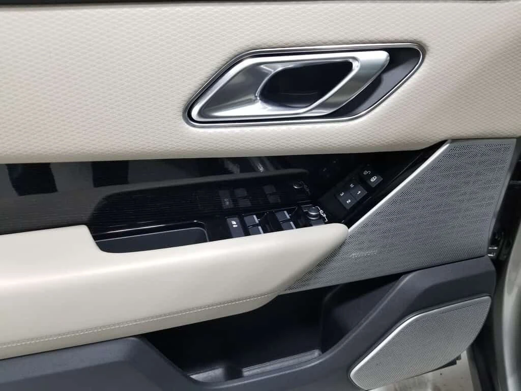 Land Rover Range Rover Velar * D180 SE R Dynamic NAVIGATION| LEATHER| PANOROOF , снимка 9 - Автомобили и джипове - 53952632