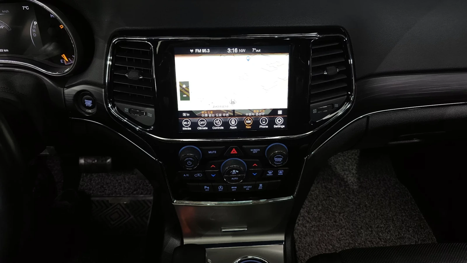Jeep Grand cherokee 3.6 limited, снимка 8 - Автомобили и джипове - 54428519