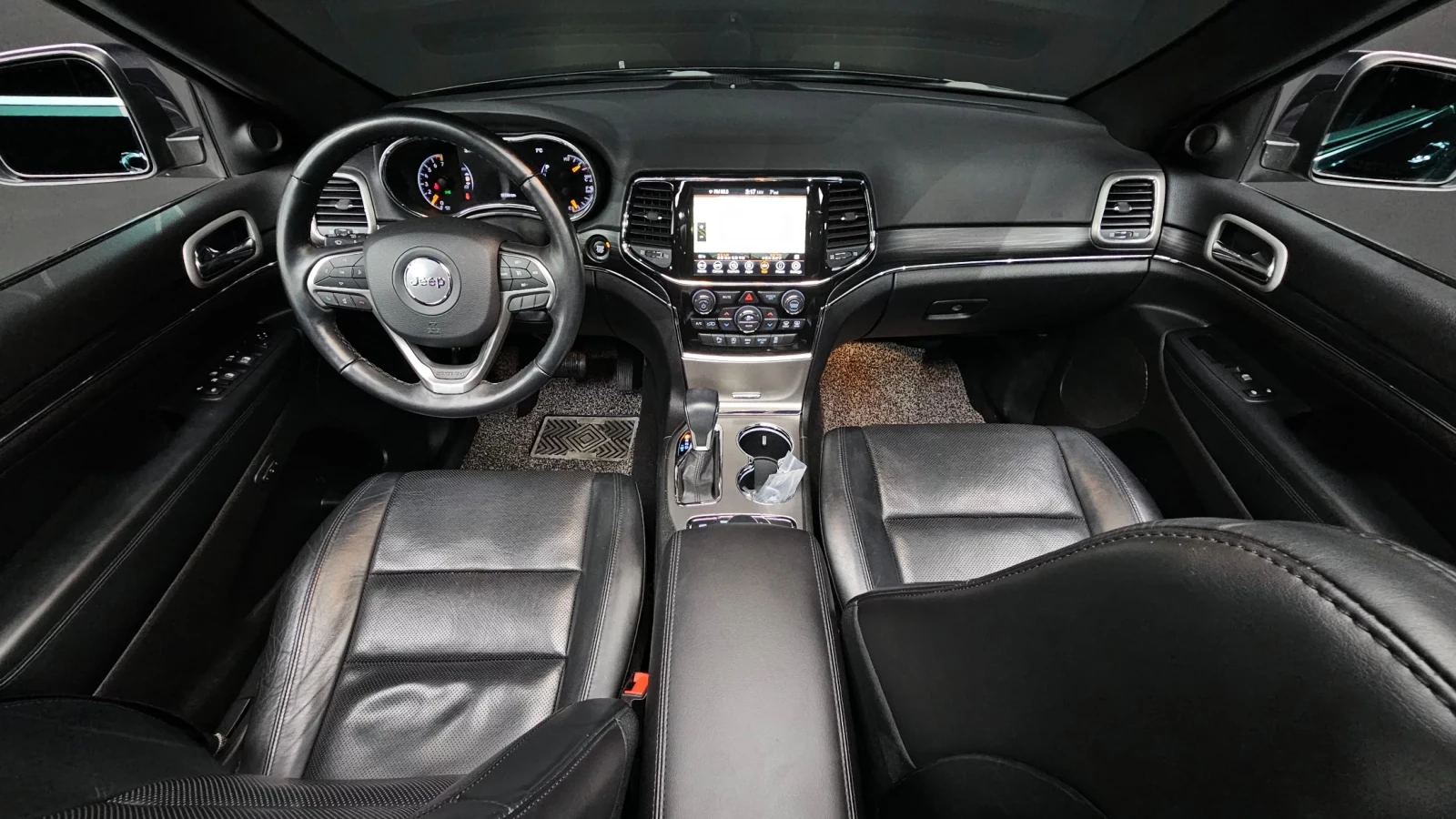 Jeep Grand cherokee 3.6 limited, снимка 10 - Автомобили и джипове - 54428519