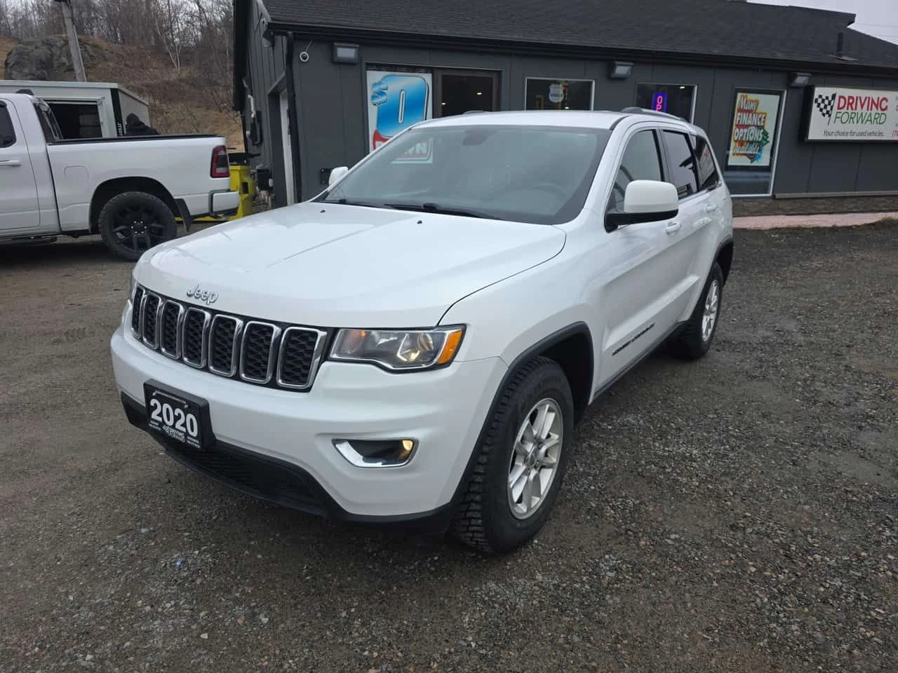 Jeep Grand cherokee * Laredo * CARFAX * ЦЕНА ДО БГ