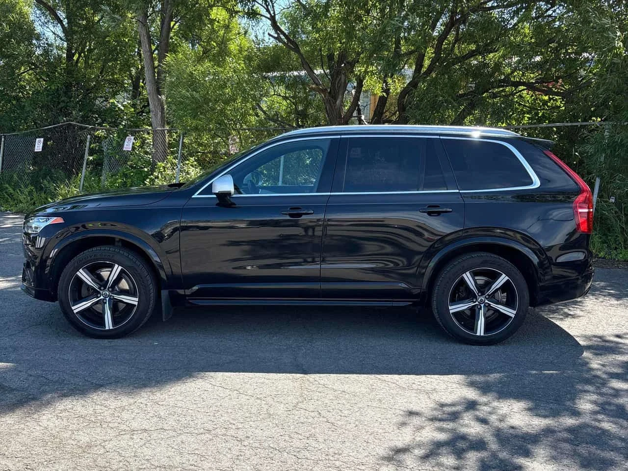 Volvo Xc90 T6 R Design/CARFAX/ПОДГРЕВ/ОБДУХ/ПАНОРАМА, снимка 2 - Автомобили и джипове - 55336038