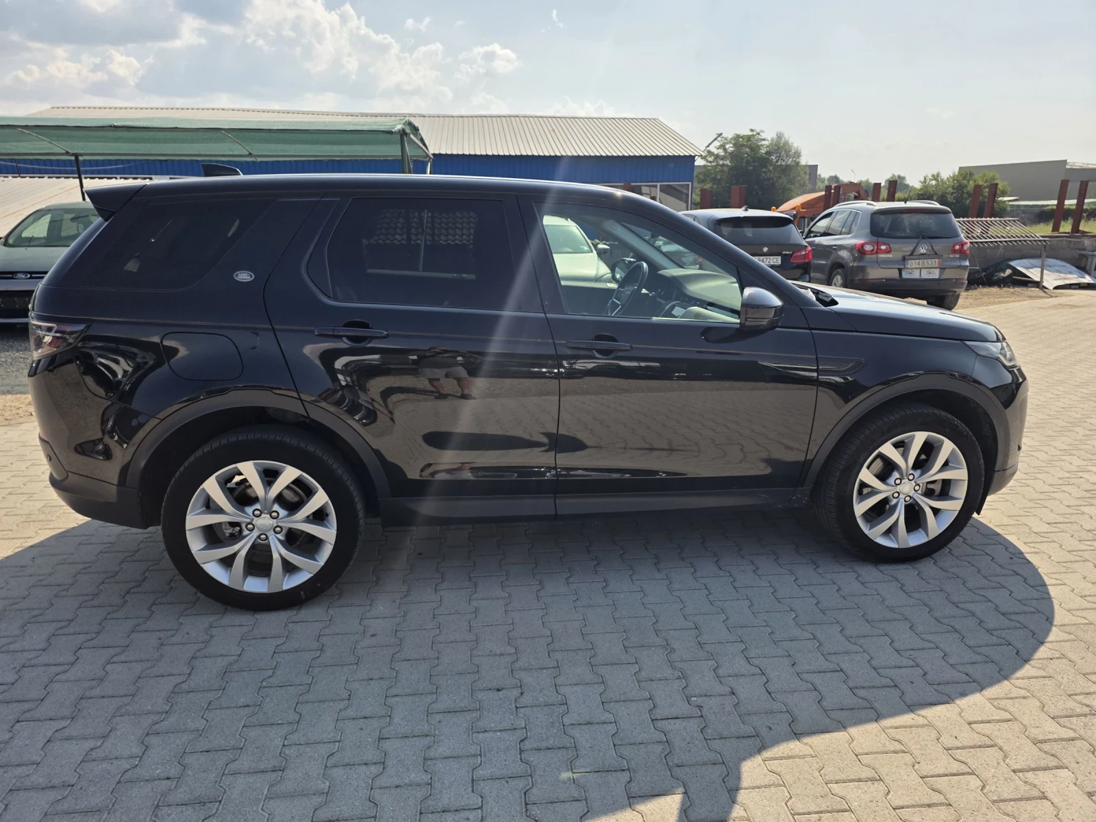 Land Rover Discovery Sport 2.0D Лизинг, снимка 8 - Автомобили и джипове - 55586705