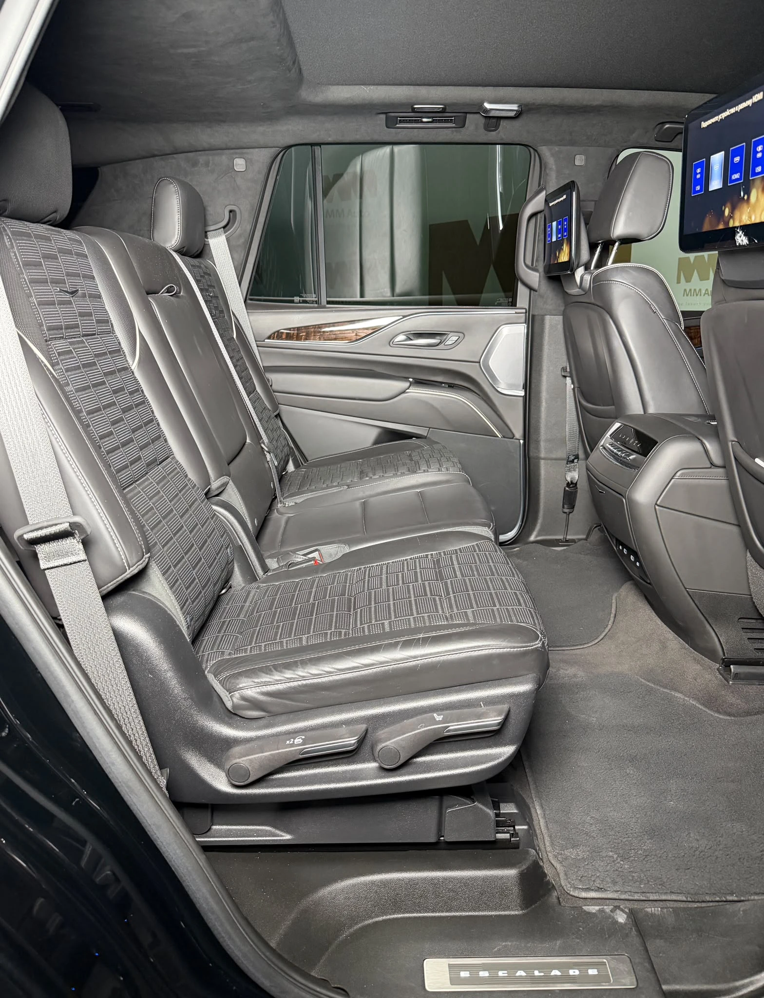 Cadillac Escalade Premium Luxury* 6.2 V8* HuD* AKG* Pano* TV* 360 | Mobile.bg � ����������� 12