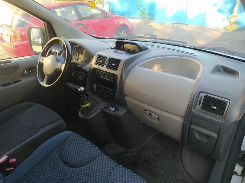 Peugeot Expert, снимка 11 - Бусове и автобуси - 47000354