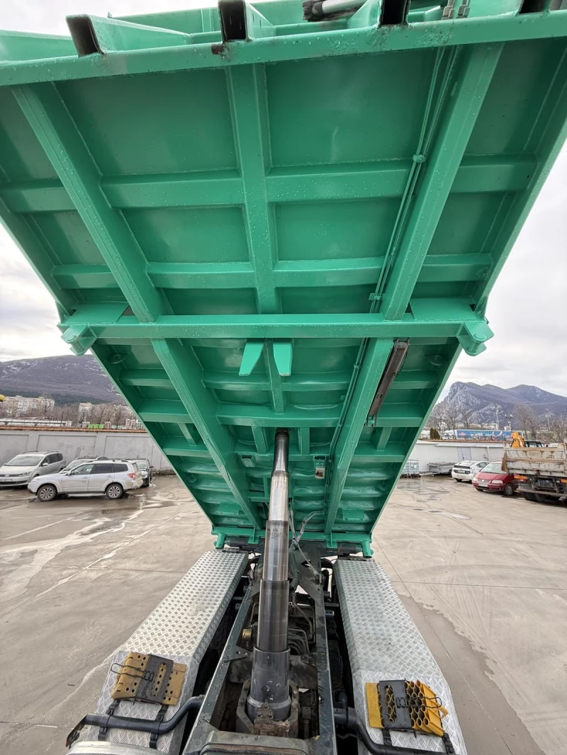 Mercedes-Benz Actros 4144 - двустранно разтоварване, снимка 14 - Камиони - 53258894