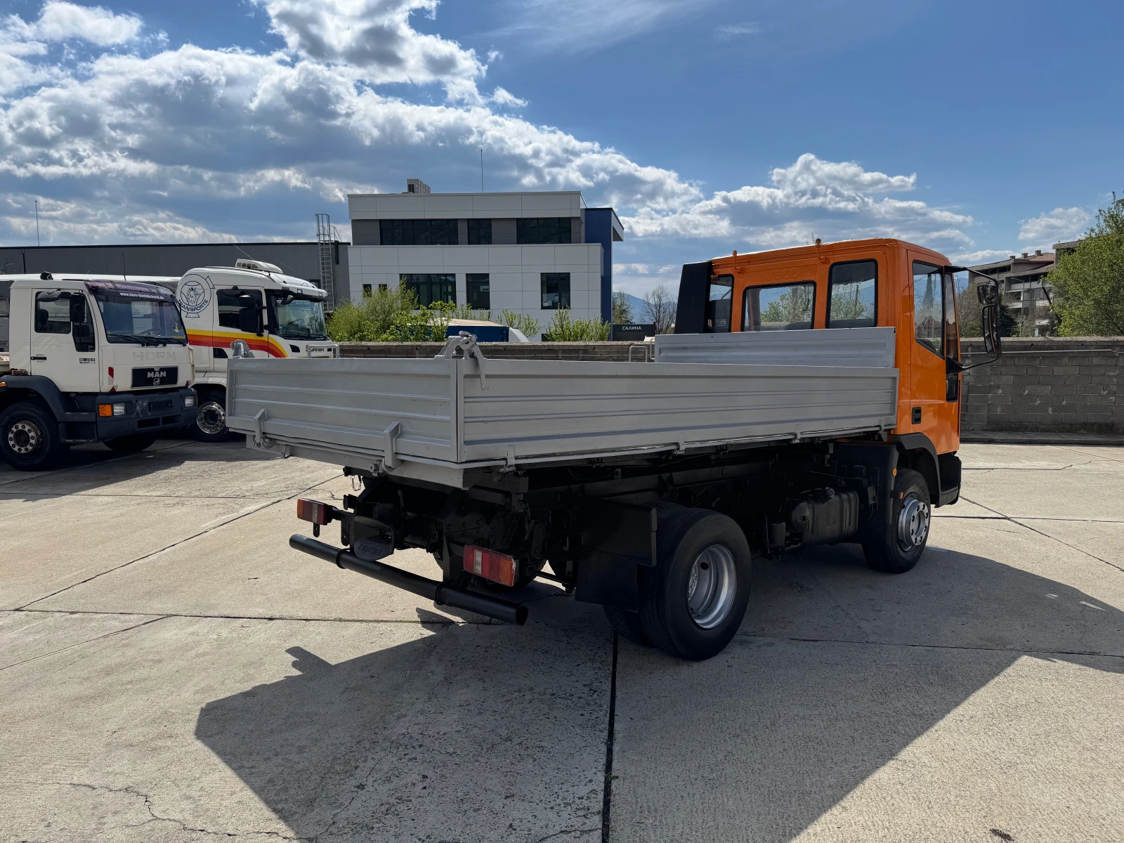 Iveco Eurocargo 80e15 , тристранен самосвал , 3.90м - изображение 10
