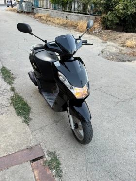 ������ Peugeot Kissbee