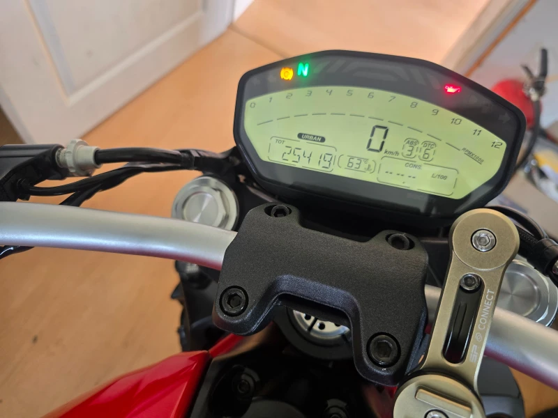 Ducati Monster 821 ABS 2016, снимка 4 - Мотоциклети и мототехника - 52313943