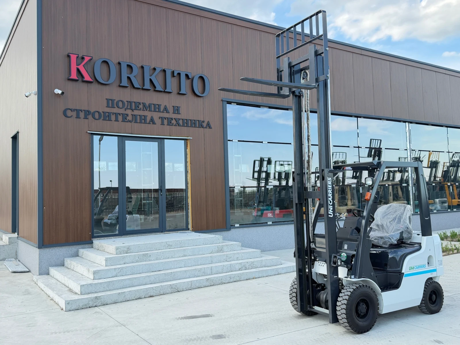 Мотокар UniCarriers Mitsubishi Logisnext / ЧИСТО НОВ / ПРОМОЦИЯ !, снимка 13 - Индустриална техника - 53631979