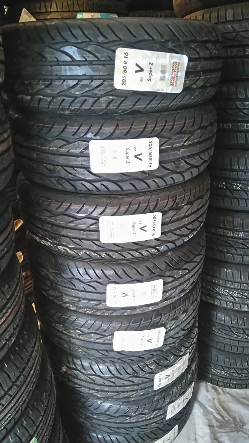 Гуми Летни 205/60R16, снимка 7 - Гуми и джанти - 45864029