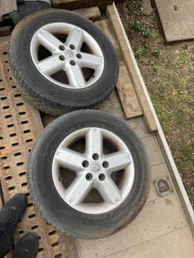        215/65R16  Nissan X-trail