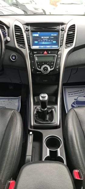 Hyundai I30 1.6I EURO6, Navi, Панорама, Кожа, снимка 14