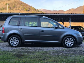 VW Touran 2.0TDI-140кс-6 скорости-7места-НАВИ-КЛИМА-КСЕНОН-, снимка 2