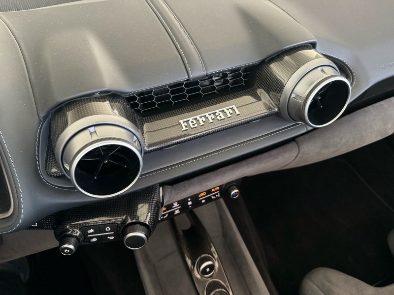 Ferrari 812 GTS = Carbon Interior & Exterior= Гаранция, снимка 13 - Автомобили и джипове - 46446941