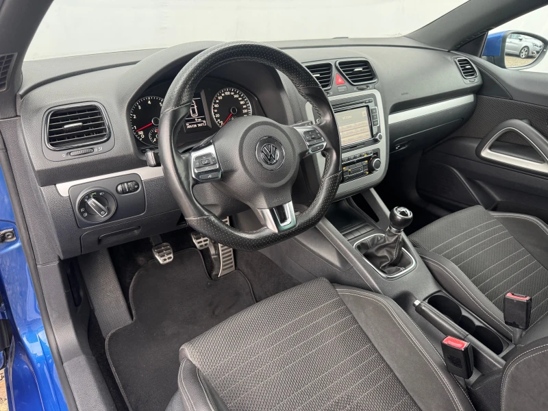 VW Scirocco 1.4 TSI Sport &#127470;&#127481;, снимка 12 - Автомобили и джипове - 48160176