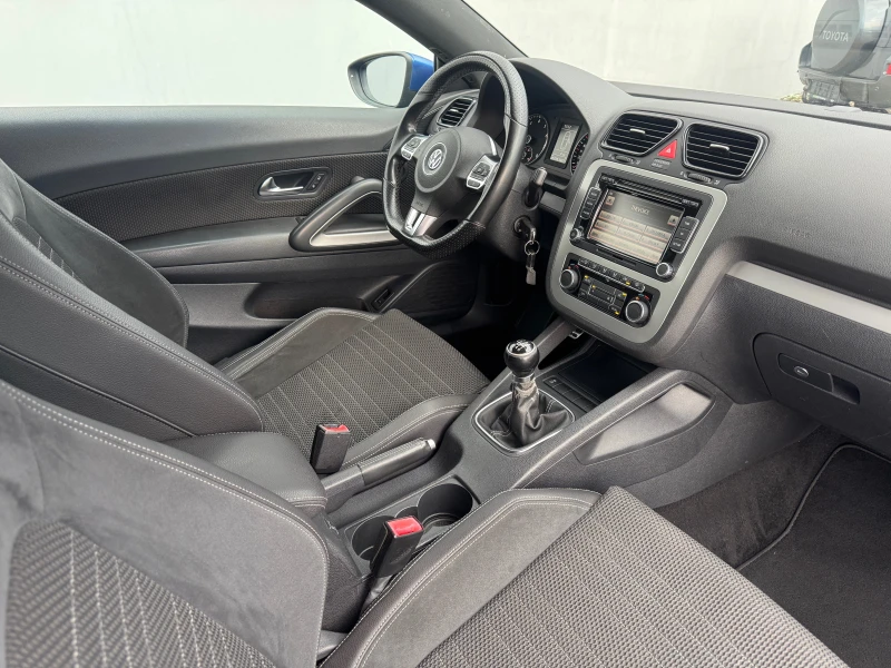 VW Scirocco 1.4 TSI Sport &#127470;&#127481;, снимка 9 - Автомобили и джипове - 48160176