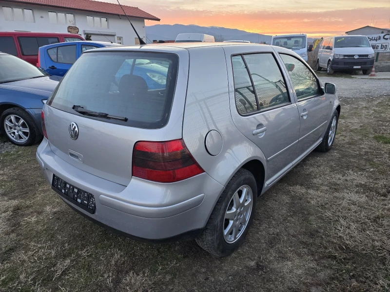 VW Golf 2.3 V5 4x4 6скорости, снимка 3 - Автомобили и джипове - 49067063