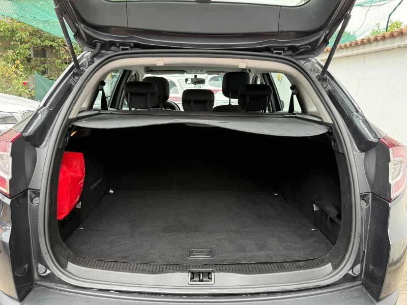 Renault Megane 1.5DCI 110HP NAVI , снимка 16 - Автомобили и джипове - 51207965