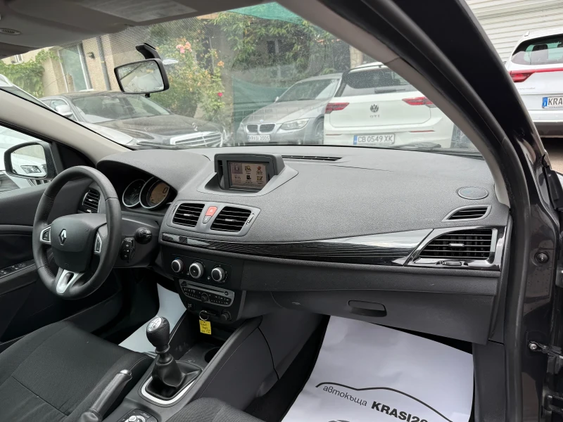 Renault Megane 1.5DCI 110HP NAVI , снимка 12 - Автомобили и джипове - 51207965