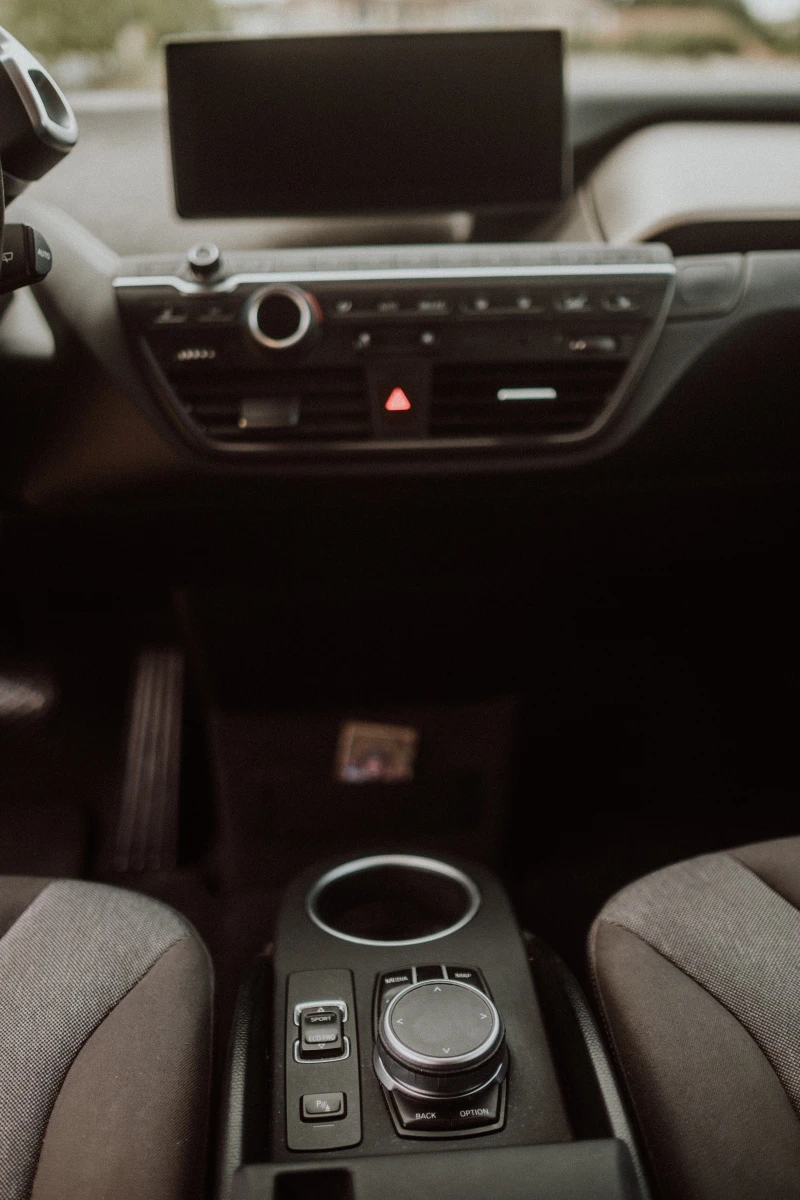 BMW i3 S, снимка 11 - Автомобили и джипове - 51288873