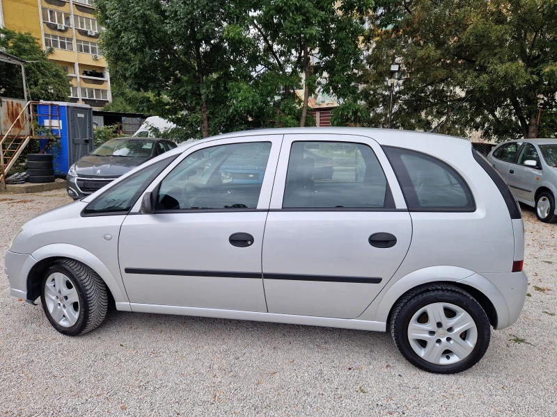 Opel Meriva 1.4 фабрична газ, снимка 8 - Автомобили и джипове - 51743435