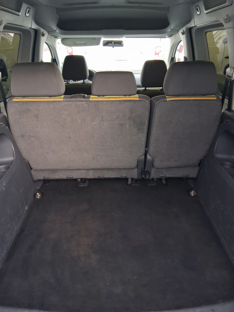 VW Caddy 2.0 тди 140 кс.5 места , снимка 12 - Автомобили и джипове - 52321535