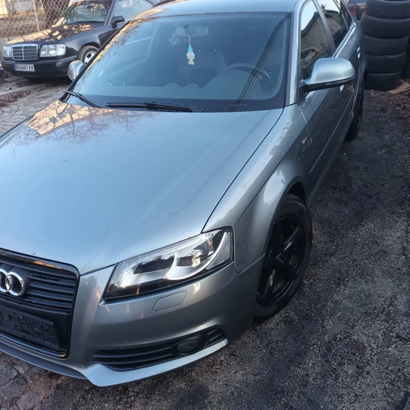 Audi A3 1.8TFSI ОБСЛУЖЕНА!, снимка 2 - Автомобили и джипове - 52680914