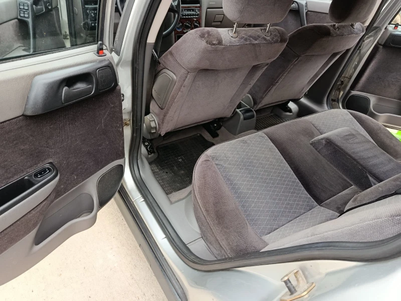 Opel Astra 1.6 бензин 16V 101k, снимка 14 - Автомобили и джипове - 52887048