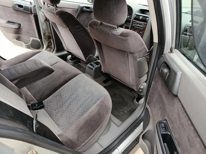 Opel Astra 1.6 бензин 16V 101k, снимка 13 - Автомобили и джипове - 52887048