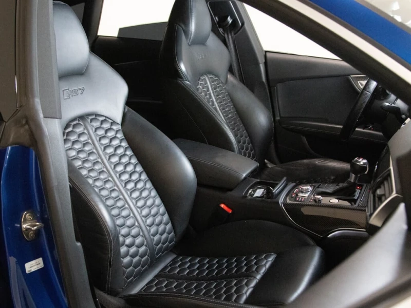 Audi Rs7 * B&O SOUND | 21" RIM | DIAMOND STITCH | REAR , снимка 14 - Автомобили и джипове - 52959363