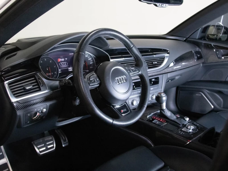 Audi Rs7 * B&O SOUND | 21" RIM | DIAMOND STITCH | REAR , снимка 12 - Автомобили и джипове - 52959363