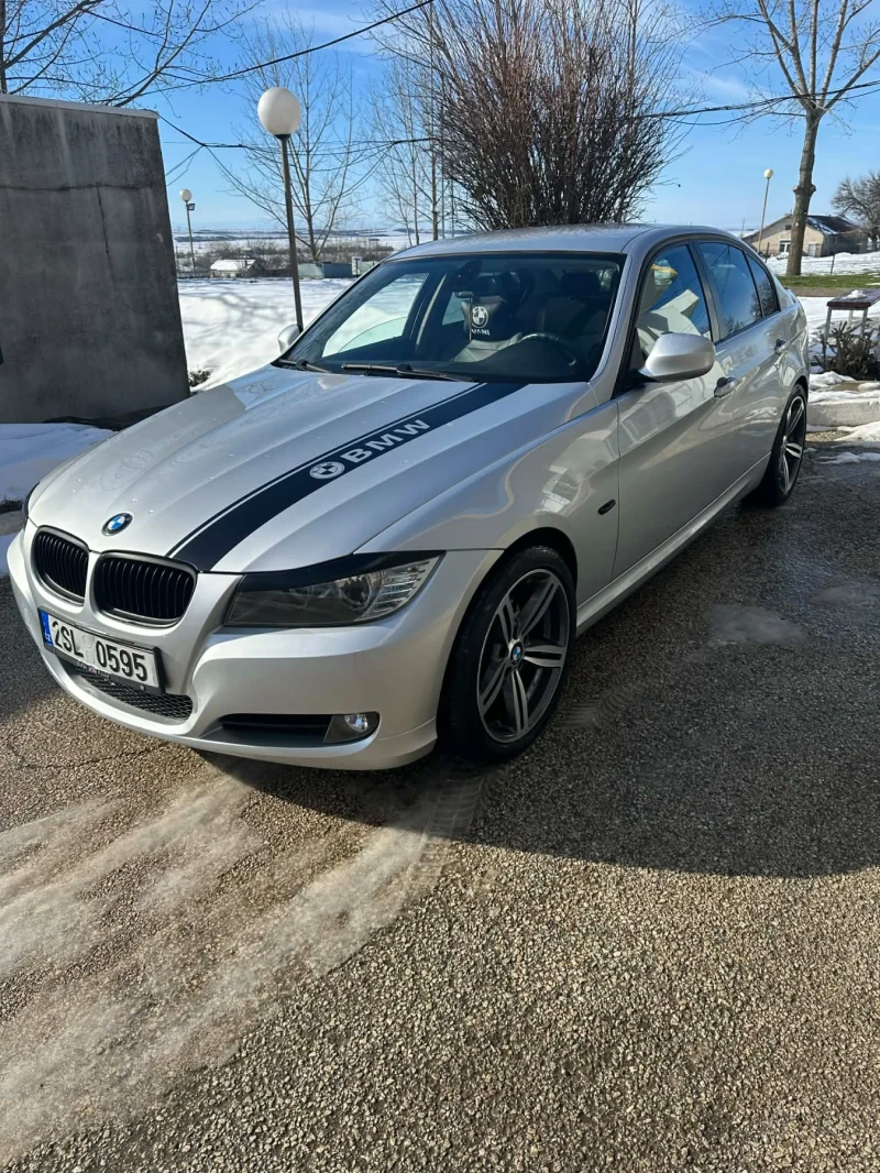 BMW 320 2.0i, снимка 4 - Автомобили и джипове - 53141358