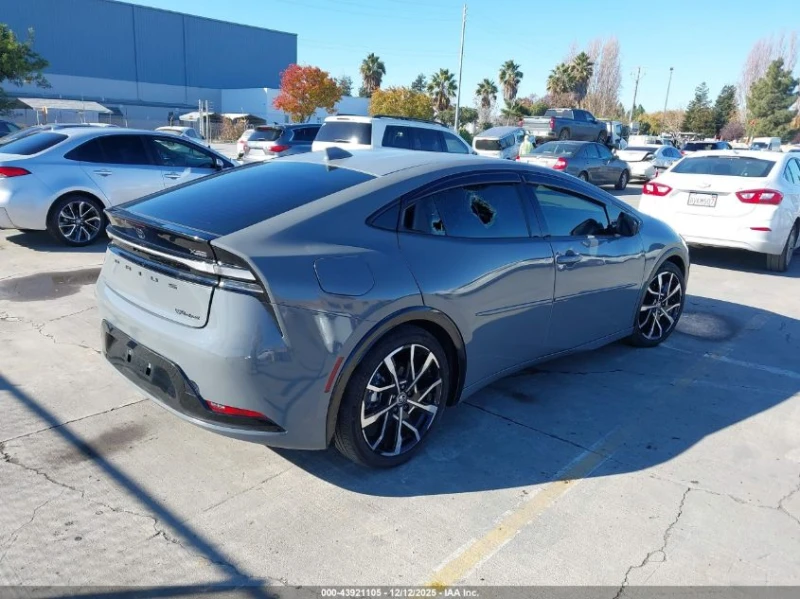 Toyota Prius 2.0L I-4 DI, DOHC, VVT, 150HP Front Wheel Drive, снимка 9 - Автомобили и джипове - 53342747