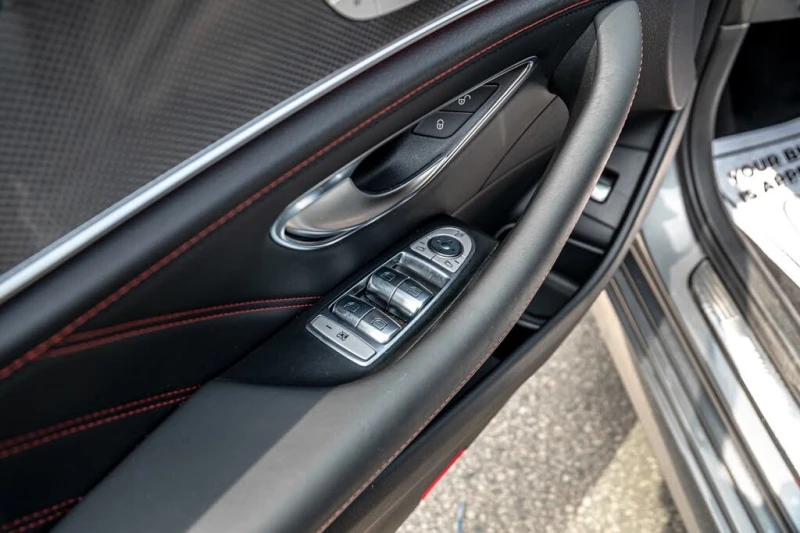 Mercedes-Benz E 43 AMG BURMESTER* МАСАЖИ* HUD* ОБДУХВАНЕ* PANORAMA, снимка 6 - Автомобили и джипове - 53497988