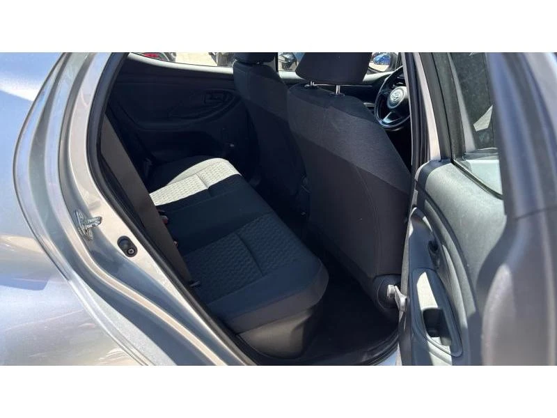 Toyota Yaris 1.5HSD DYNAMIC, снимка 7 - Автомобили и джипове - 55059511