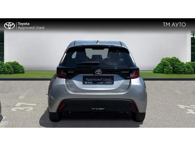 Toyota Yaris 1.5HSD DYNAMIC, снимка 4 - Автомобили и джипове - 55059511