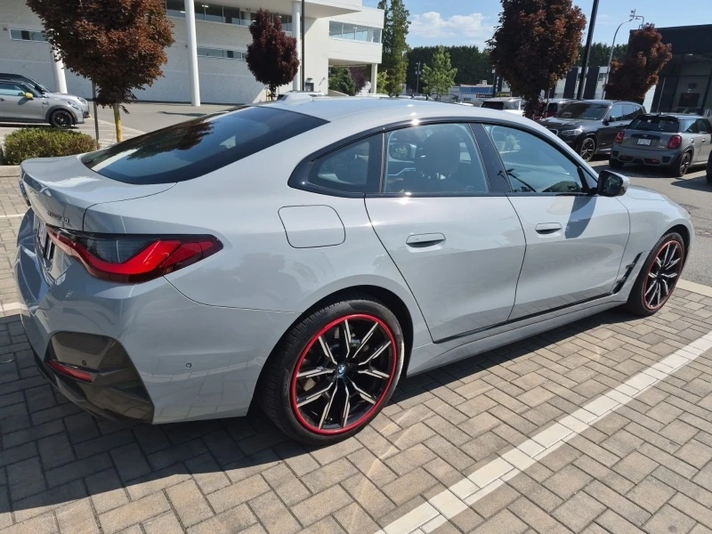 BMW i4 * eDrive40 * Head Up *  CARFAX * , снимка 3 - Автомобили и джипове - 55693044
