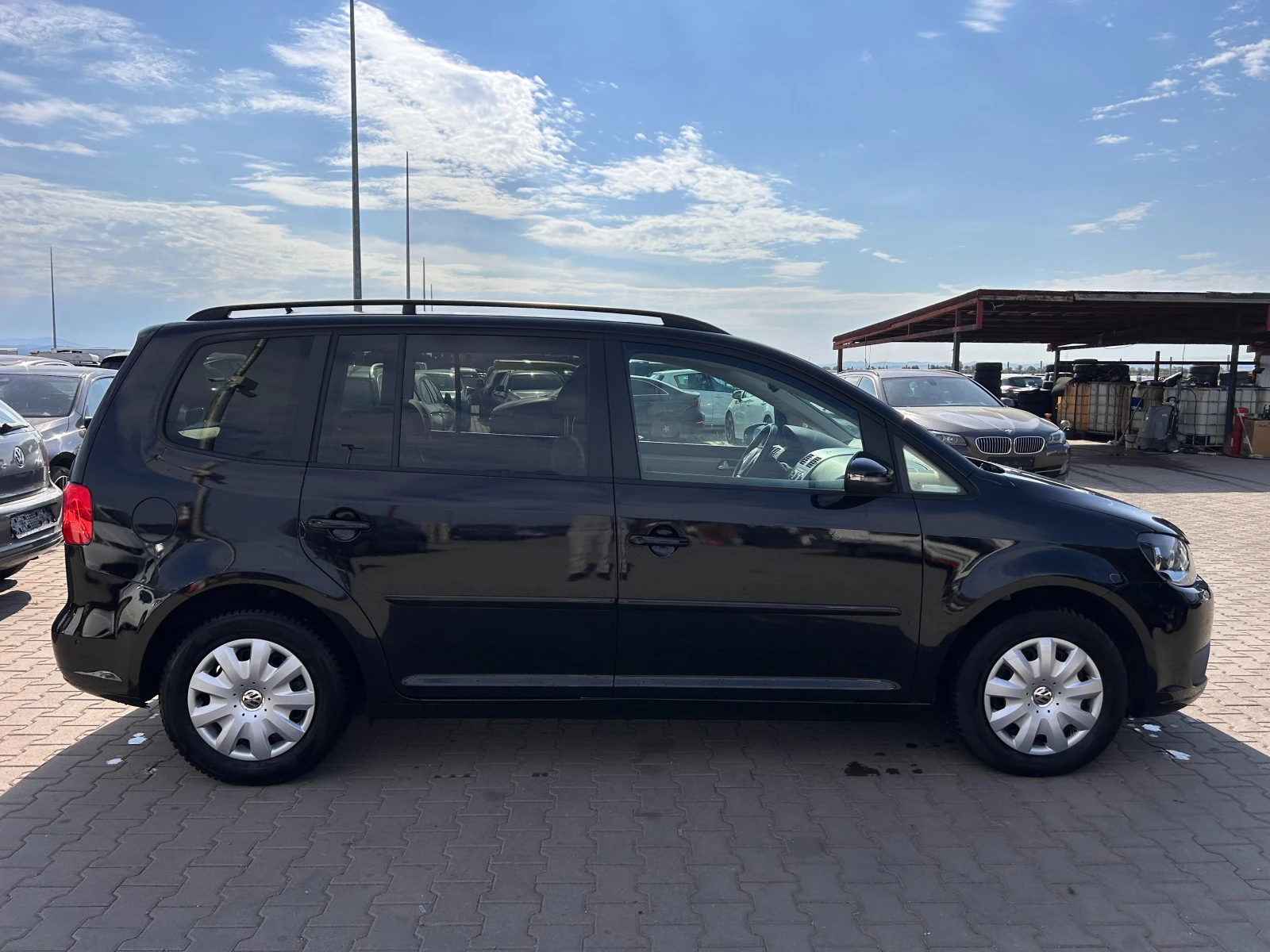 VW Touran 1.6TDI EURO 5 - изображение 5