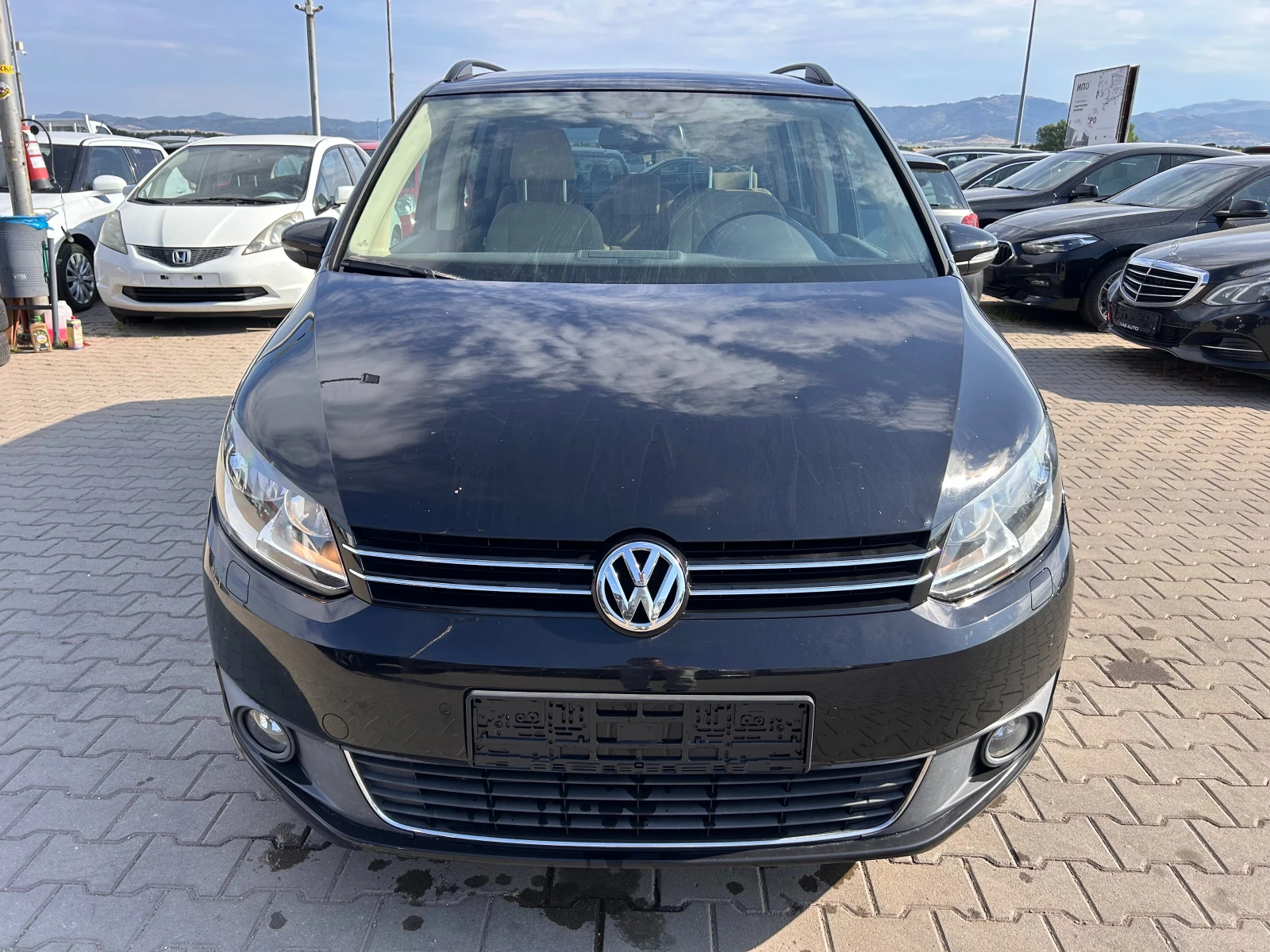 VW Touran 1.6TDI EURO 5 - изображение 3