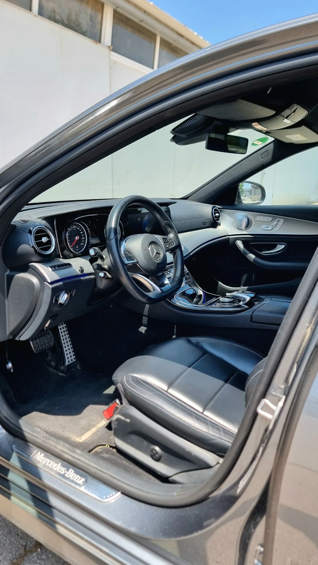 Mercedes-Benz E 220 Е220d Пълна сервизна история Burmester ЛИЗИНГ - изображение 6