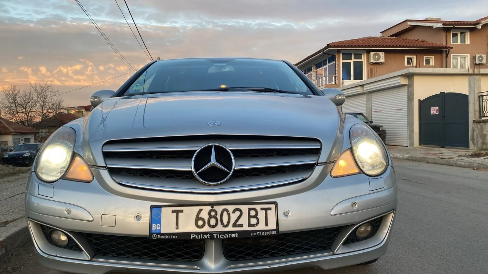 Mercedes-Benz R 320 3.2 - изображение 3
