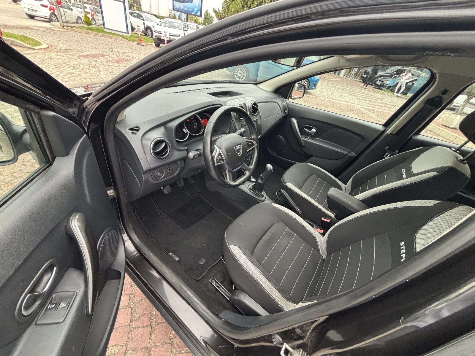 Dacia Sandero Stepway Blue dCi 95 �.�. ����� Stop & Start BVM5 | Mobile.bg � ����������� 14