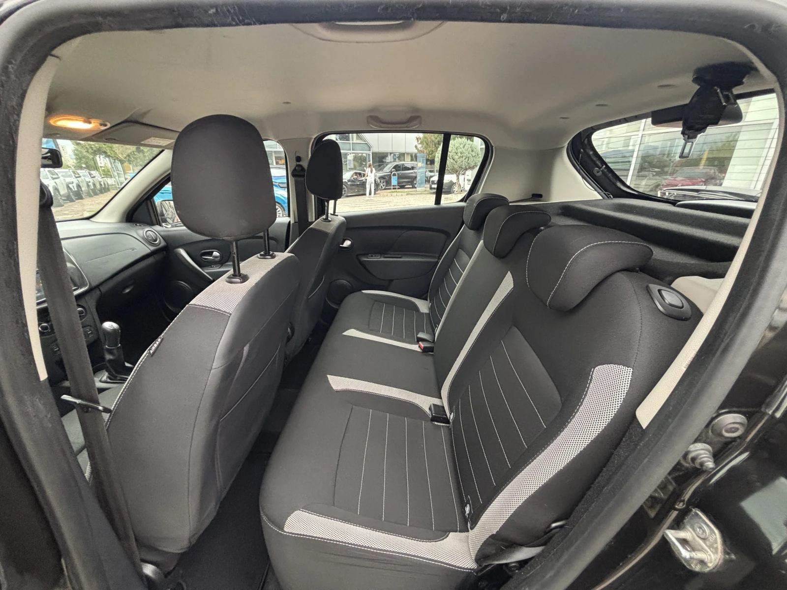 Dacia Sandero Stepway Blue dCi 95 к.с. Дизел Stop & Start BVM5, снимка 10 - Автомобили и джипове - 51936524