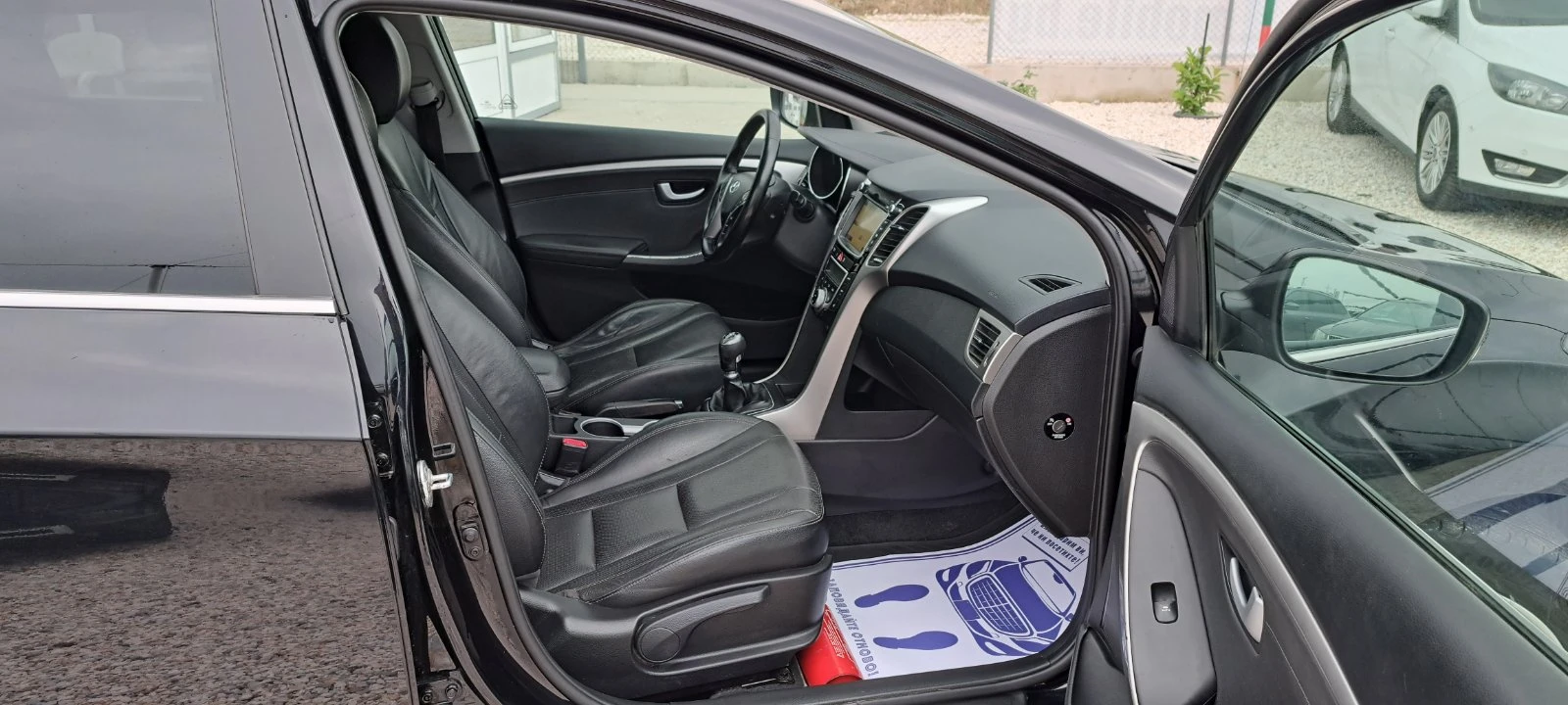 Hyundai I30 1.6I EURO6, Navi, ��������, ���� | Mobile.bg � ����������� 15
