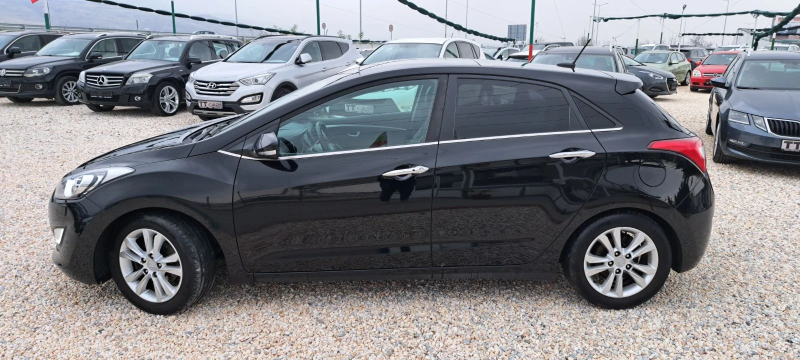 Hyundai I30 1.6I EURO6, Navi, Панорама, Кожа - изображение 4