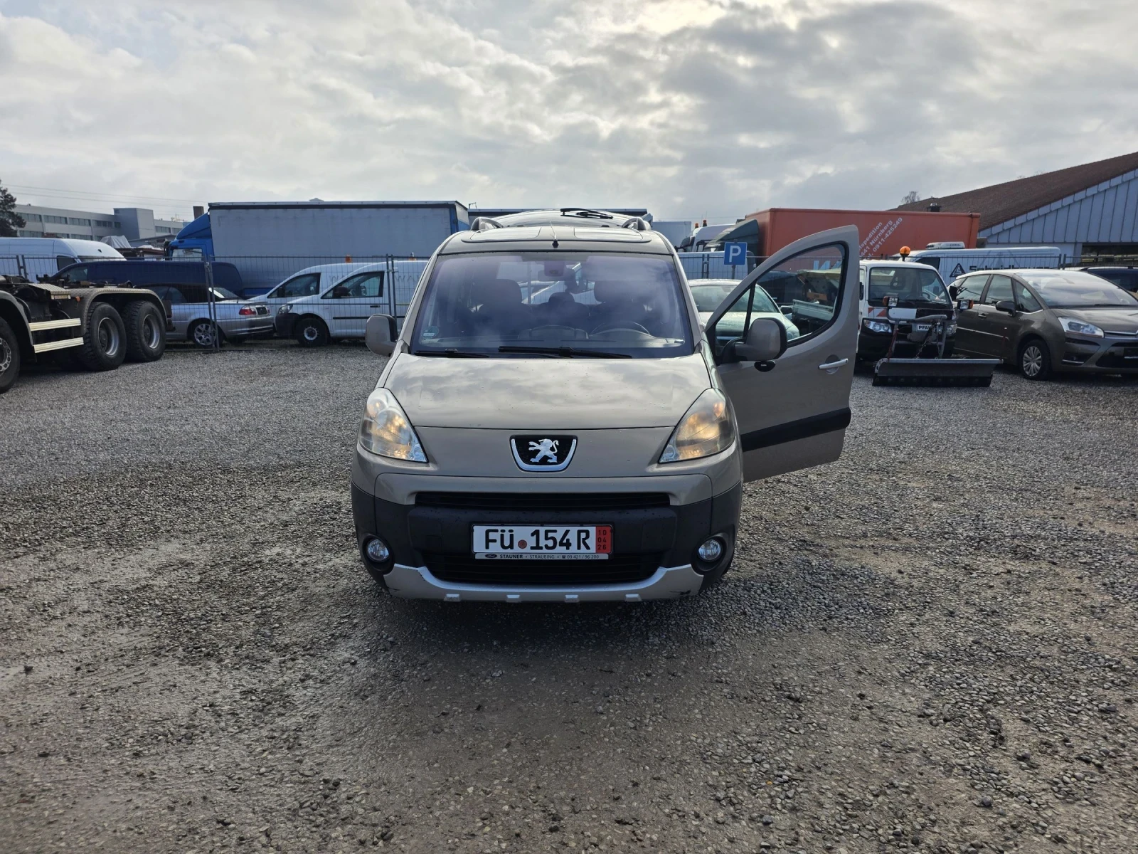 Peugeot Partner Tepee, снимка 4 - Автомобили и джипове - 53873239