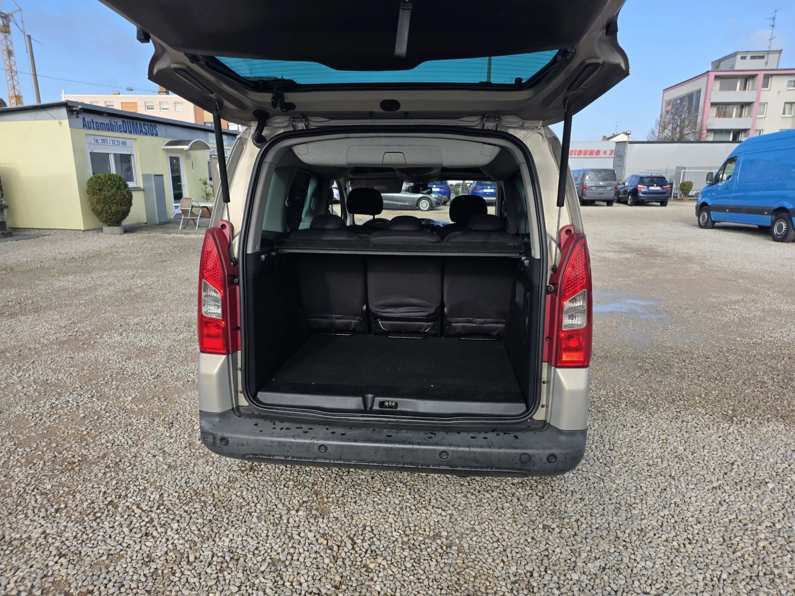 Peugeot Partner Tepee, снимка 10 - Автомобили и джипове - 53873239