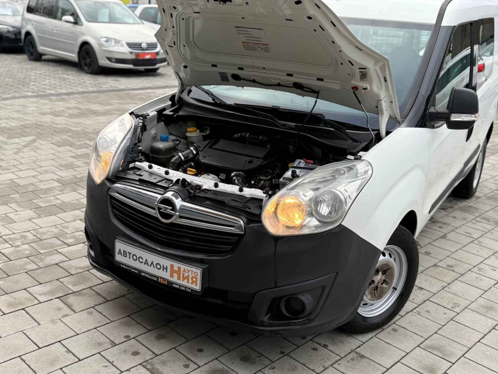 Opel Combo 1.3 CDTI 90кс, снимка 11 - Автомобили и джипове - 53967833