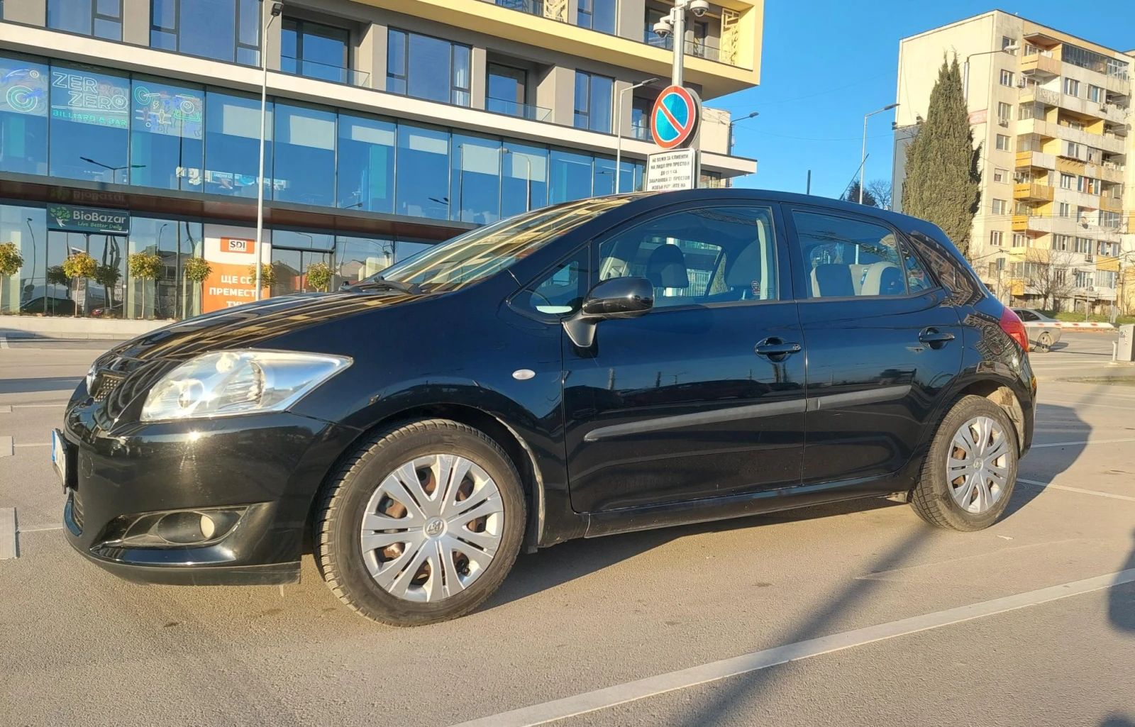 Toyota Auris, снимка 2 - Автомобили и джипове - 54194139