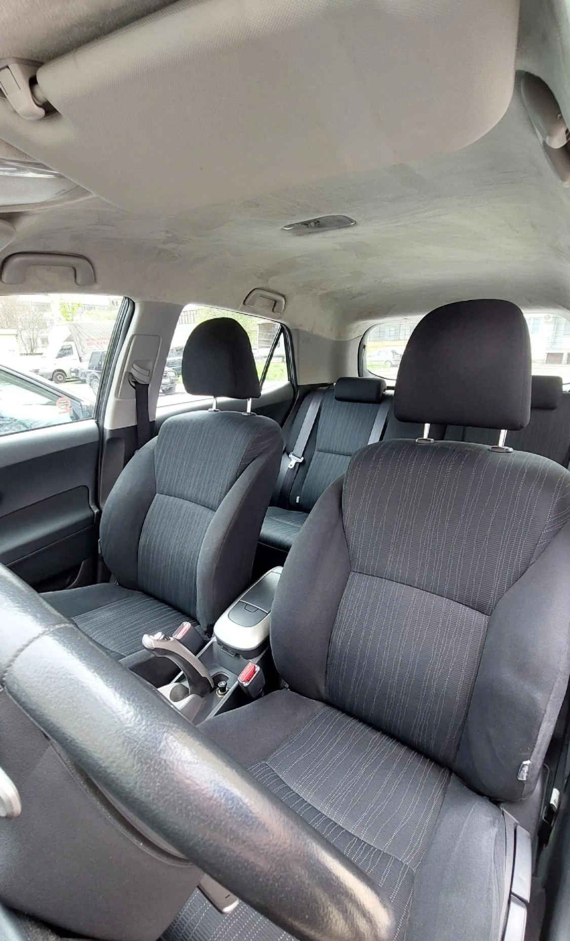 Toyota Auris, снимка 8 - Автомобили и джипове - 54194139